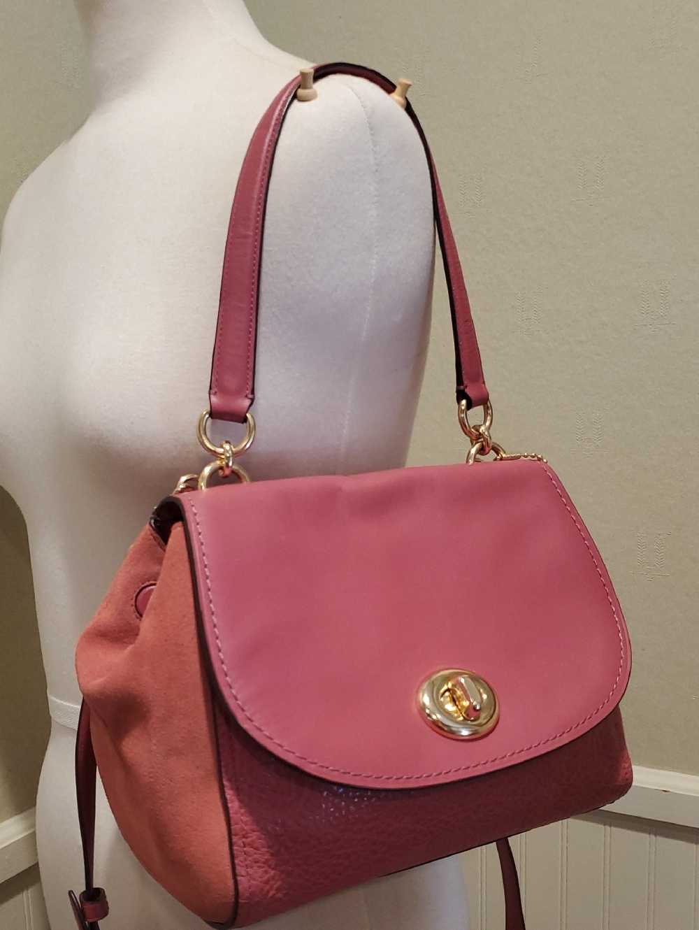 Coach Faye Carryall Rose Pink